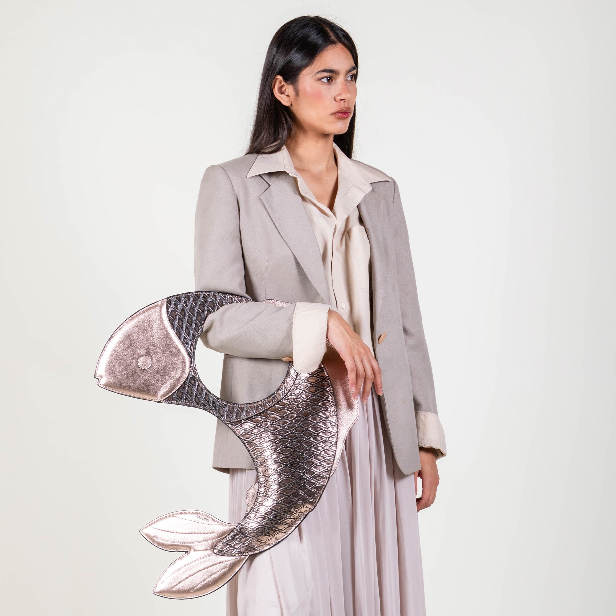 SHOULDER PESCADO ORO ROSA
