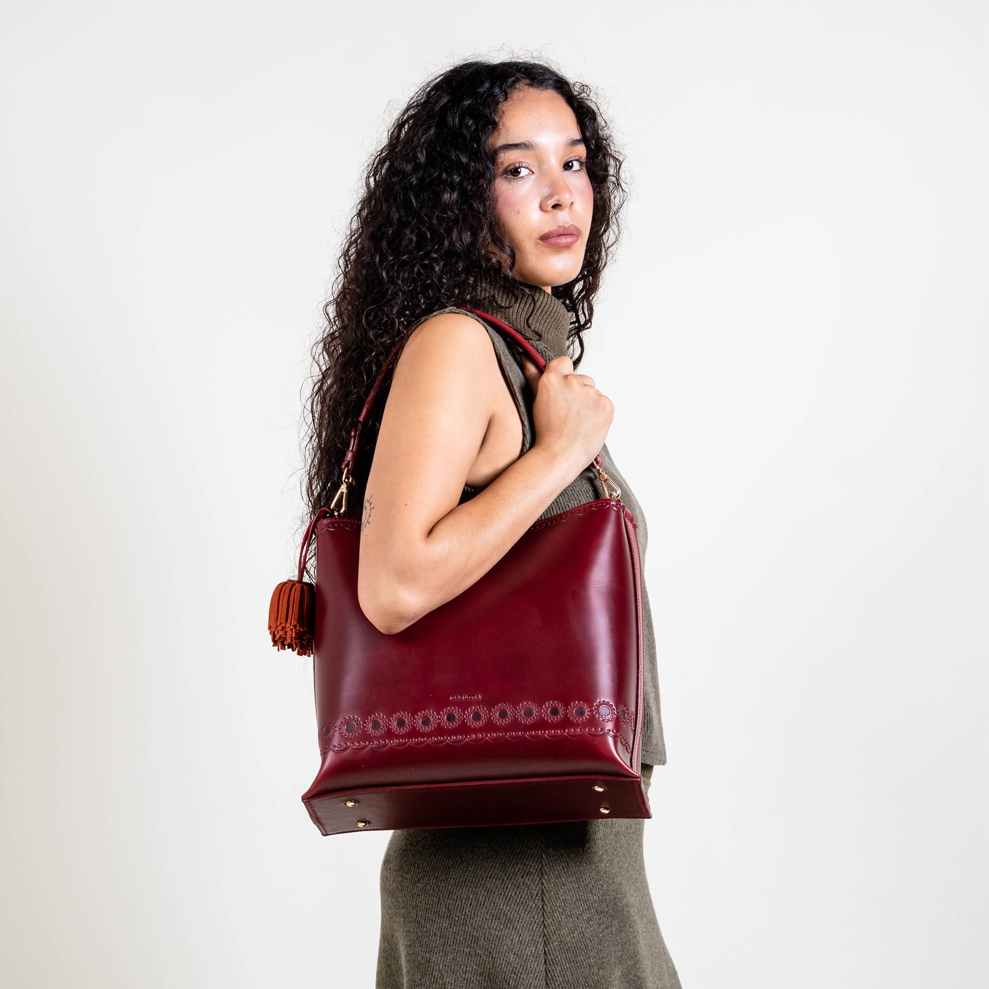 HOBO MACETA ROJO