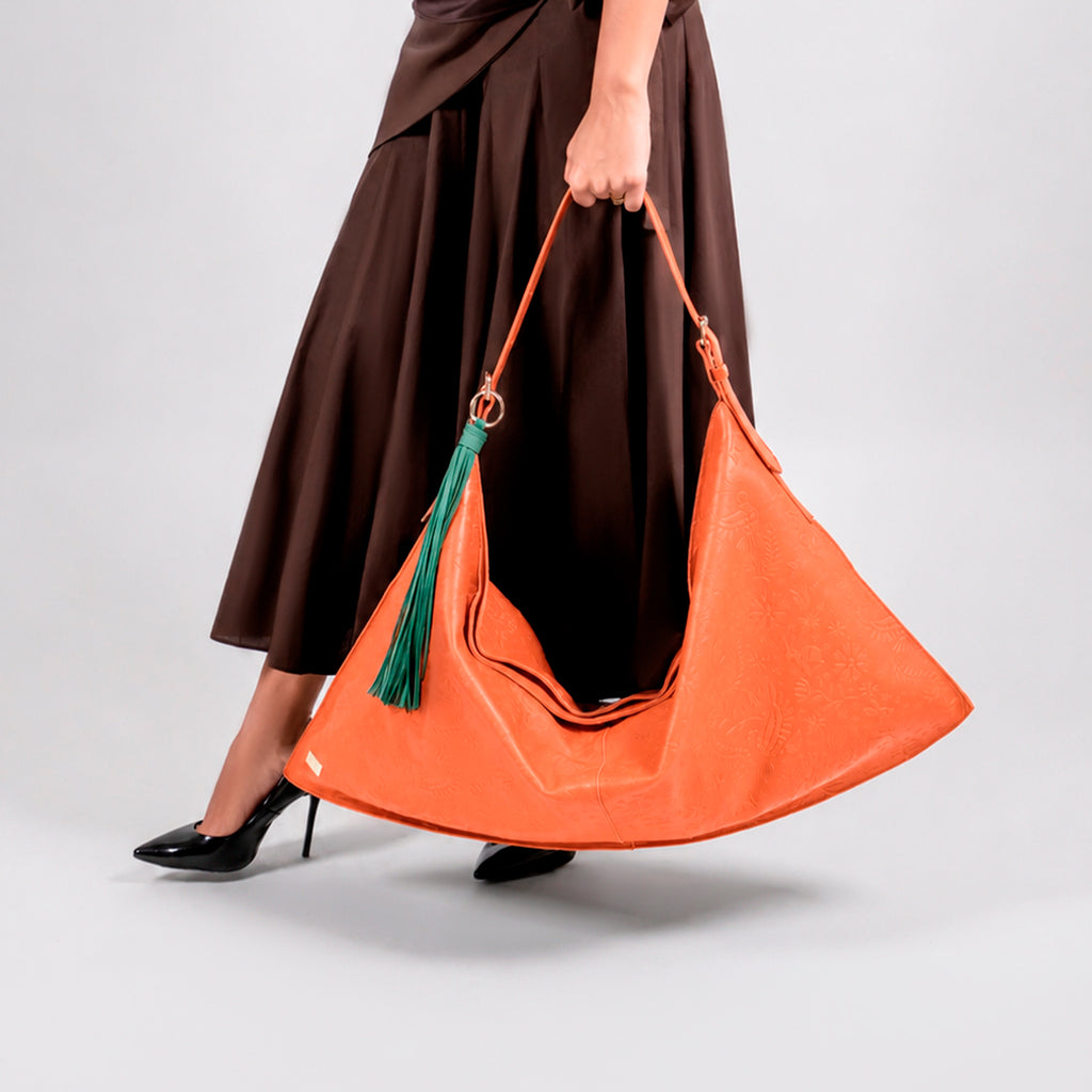 ORANGE XL HOBO